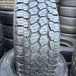 LT 275/70/18 GOODYEAR WRANGLER ALL TERRAIN 95%TREAD LIFE $399 PRICE INCLUDE INSTALACIÓN AND BALANCE.BRAND NEW TIRES ANY SIZE. 265/70/17, 265/65/17, 24