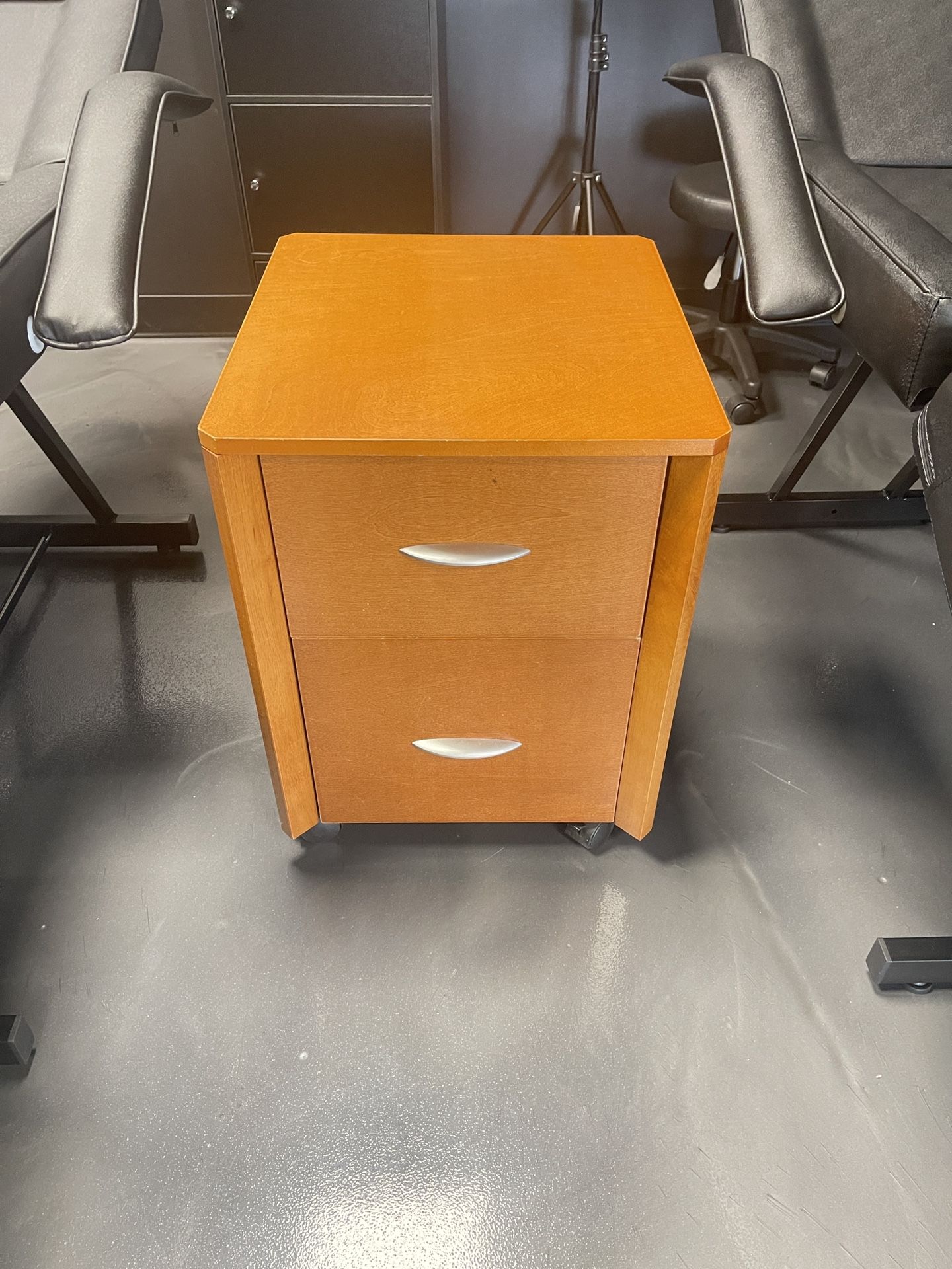 Rolling 2-Drawer Wood Filing Cabinet – Gently Used