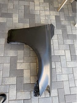 Lexus is250/350 driver fender