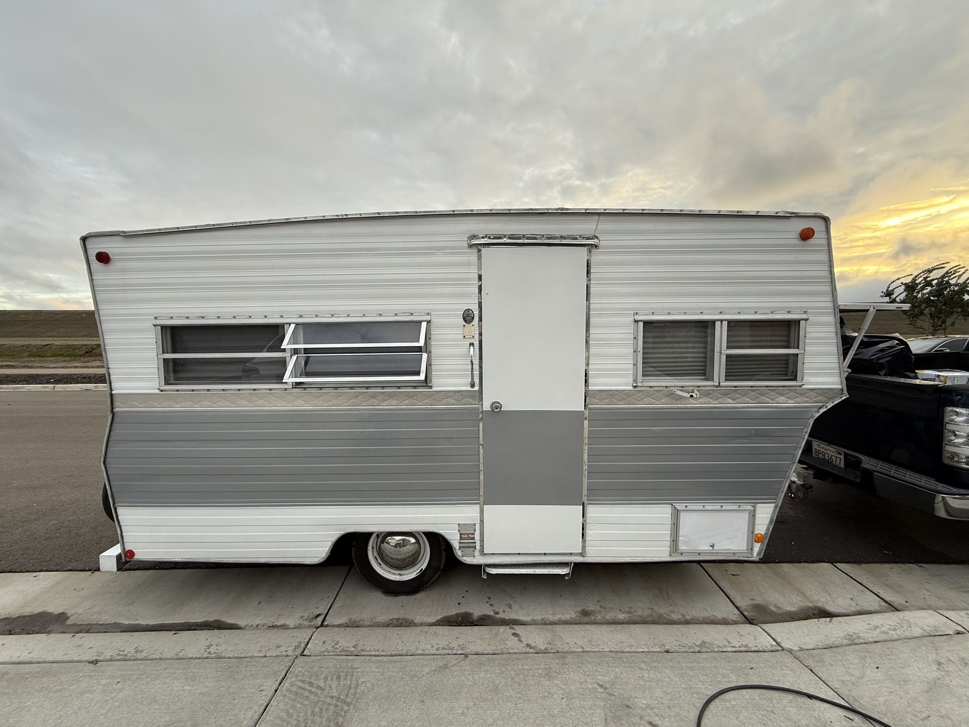 1970 ARISTOCRAT Land Commander