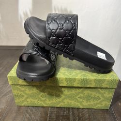 Gucci Slides 