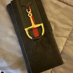 GUCCI HORSESHOE AUTHENTIC WALLET