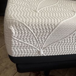 Cama King Size Con Control Para Espalda Y Pues 