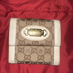 GUCCI GG CANVAS WHITE TRIFOLD WALLET
