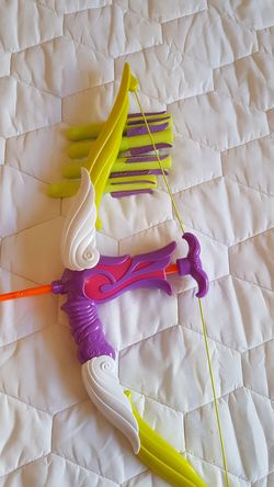 Girls toy bow and arrow