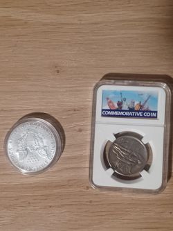 USA Oregon Trail Memorial Half Dollar 1933 D AU + USA Silver Eagle Dollar 1(contact info removed) AU
