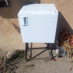 Mini Fridge