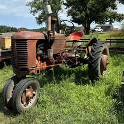 1945 Case Tractor - Working Condition