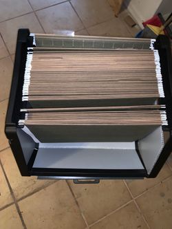 File rack!!! Steal price