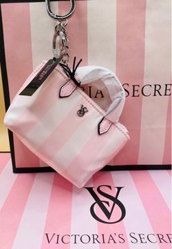 VICTORIA'S SECRET 🎀👛Mini Travel Tote Bag👛🎀 Charm/ keychain