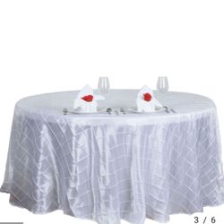 Tablecloth 108” Pintuck