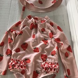 Girls Size 24 Months Swim Set With Hat 