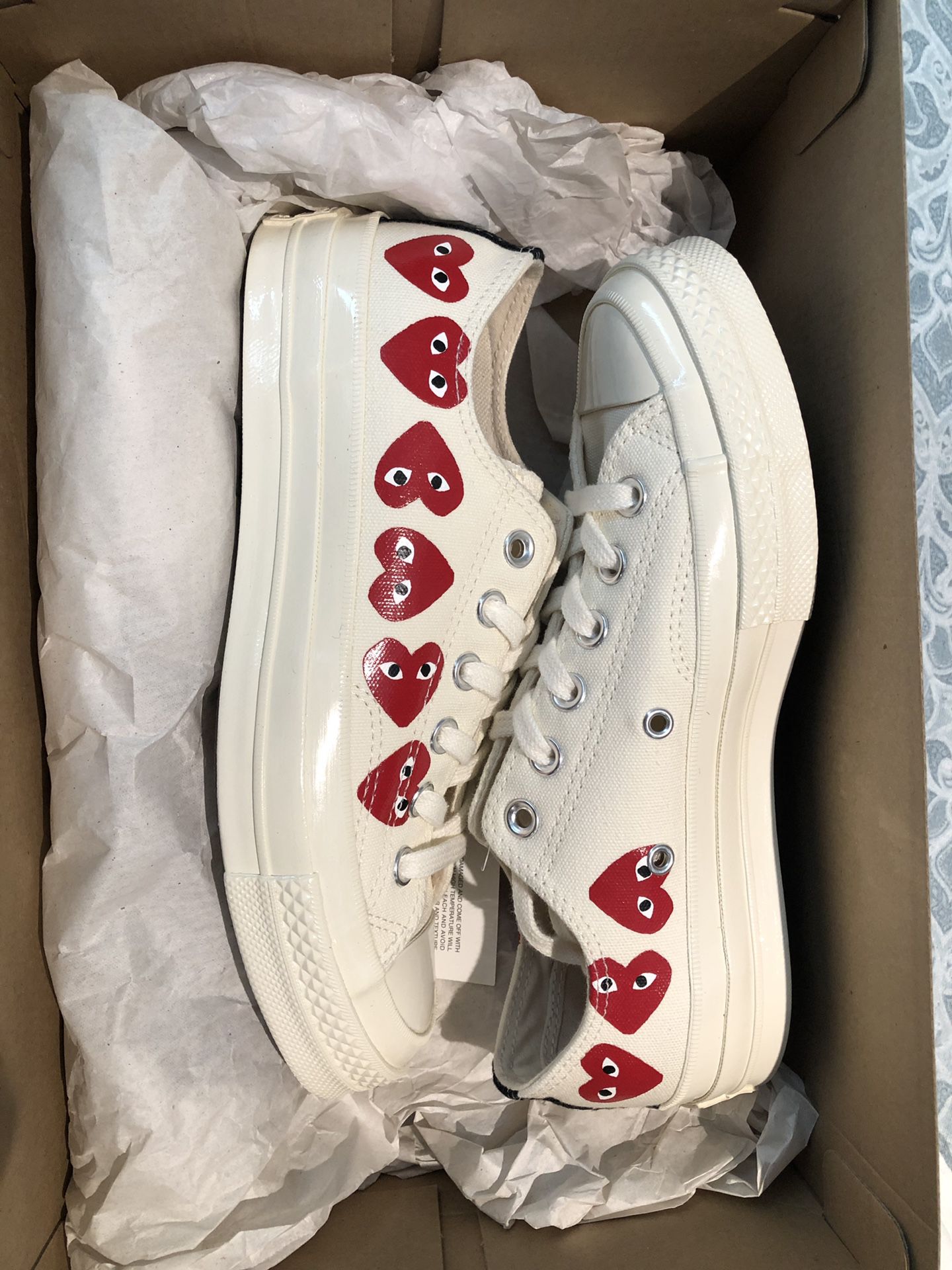 CDG CONVERSE SIZE 5