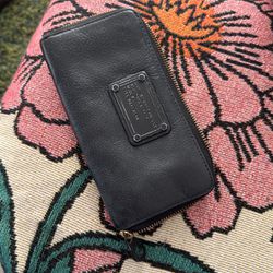 Marc Jacobs Wallet Full Size Zip around Wallet