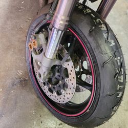 2005 YAMAHA R6 FRONT WHEEL COMPLETE
