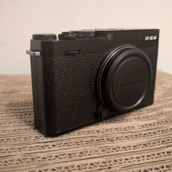 Fujifilm X-E4 Never Used Body Only Great Camera