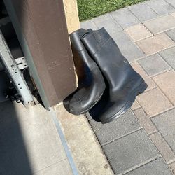 Servus Rubber Boost Made In America Never Worn Size 12