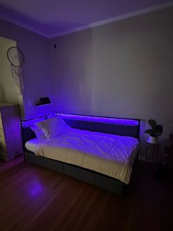 Teen twin bed with drawers