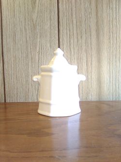 Pfaltzgraff Sugar Dish Lidded Handles 2-22