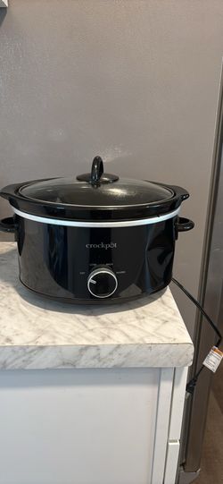 Slow cooker