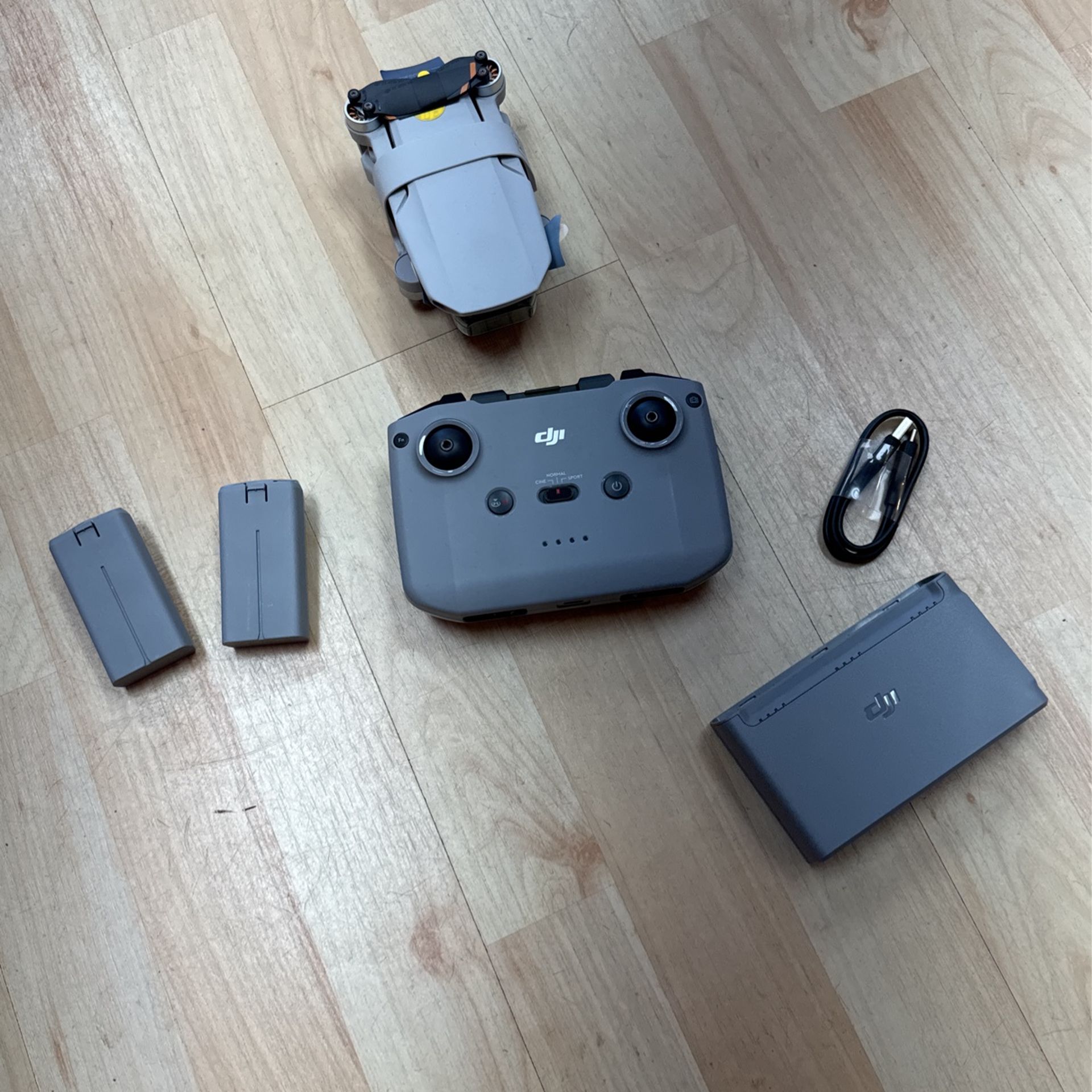 DJI Mini 2 Se BRAND NEW Drone