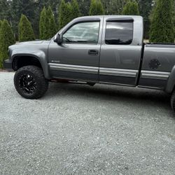 1999 Chevrolet Silverado LS 