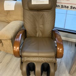 Full Body Massage Chair w/Calf Attechment $500