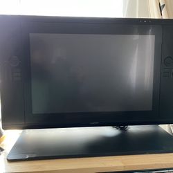 Wacom Cintiq 24HD Graphic Tablet
