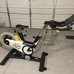Tour De France Bike . Very Nice Exercise Bike