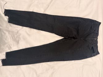 Black Skinny Jeans with Raw Hem