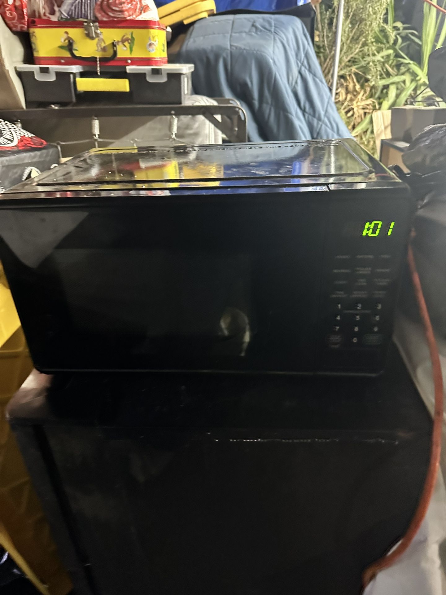 Small Microwave 