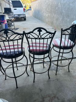 Set of 4 heavy Metal Swivel Bar Stools