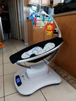 4 MOMS Smart Bluetooth Baby Swing
