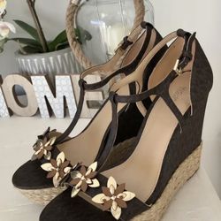 Michael Kors Wedge LogoMK Leather Espadrilles Size 6 ½ 