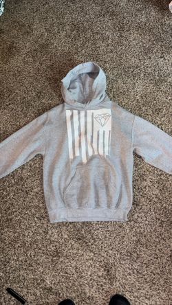 Grey Diamond Sweatshirt - Medium