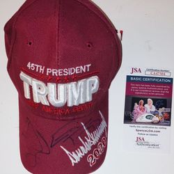 DONALD TRUMP JR. & ERIC TRUMP SIGNED MAKE AMERICA GREAT AGAIN HAT 2020 JSA COA!