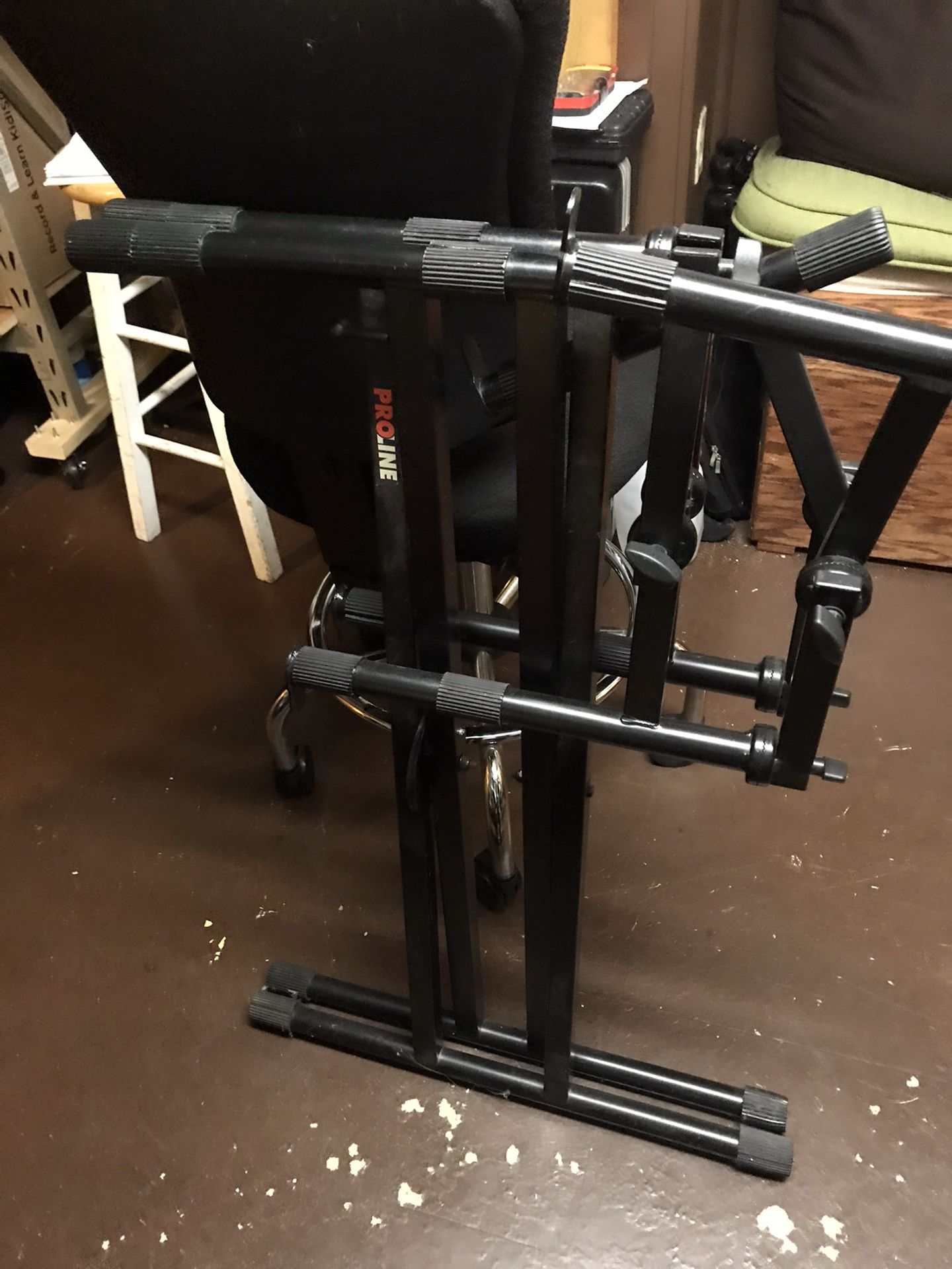 Proline 3 Tier keyboard collapsible stand. Like new.