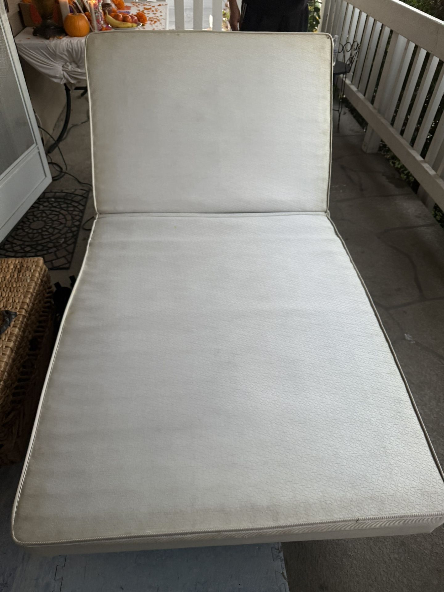 Full electric bed by sit and sleep