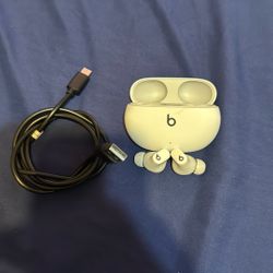 Beats Studio Buds 