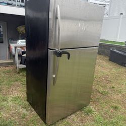 ARCTICA REFRIGERATOR 