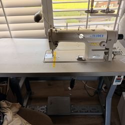 UPGRADED Juki DDL-8100e Industrial Sewing Machine