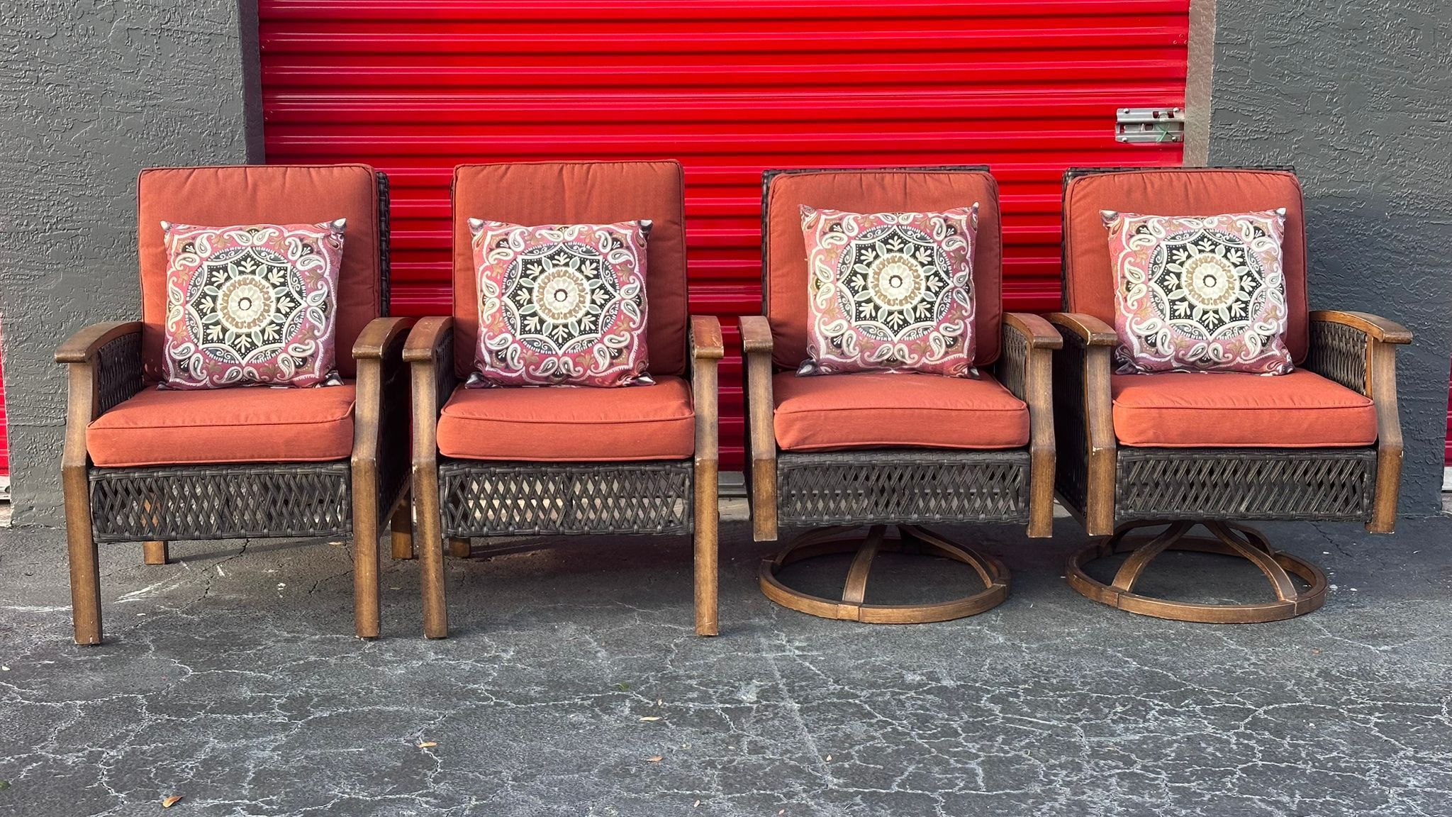 4 PATIO FURNITURE CHAIRS - 2 ROCKING 2 STATIONARY CHAIRS by HAMPTON BAY - delivery is negotiable