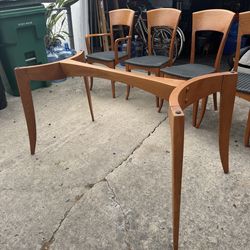 Mid Century Modern 6 Seat Dining Table