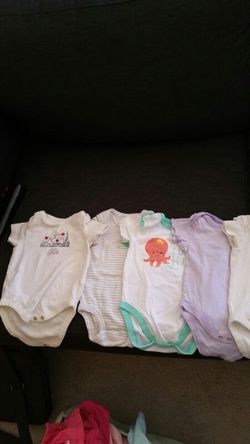 Set of onesies