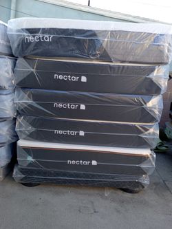 Nectar Queen Size Mattress Memory foam