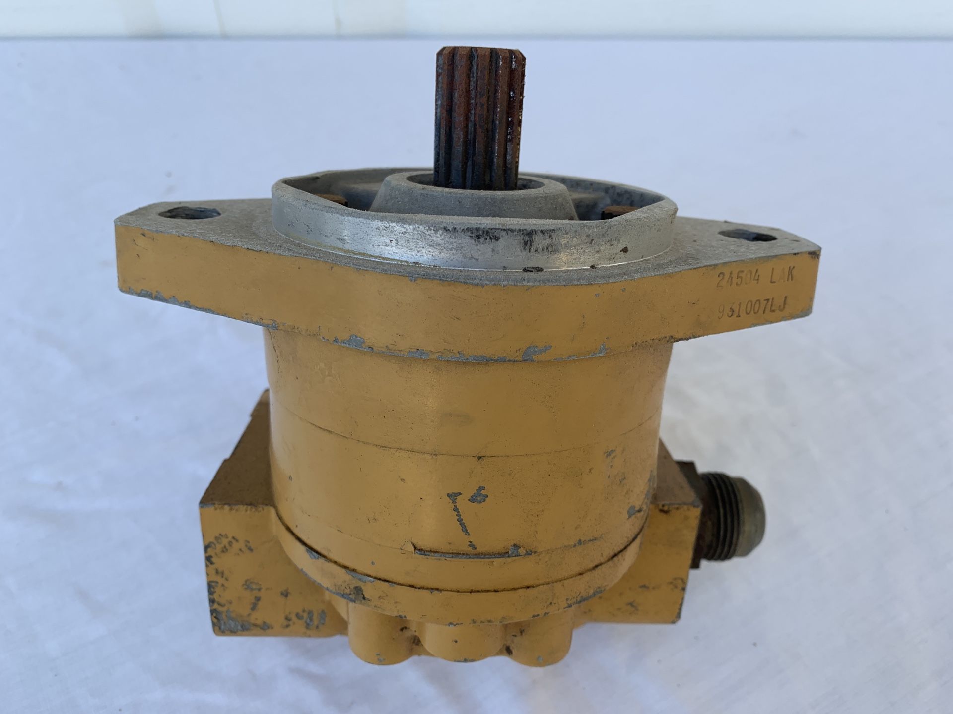 Cessna Hydraulic Pump 24500-510C for Ford / New Holland / Case tractor, L24504 LAK