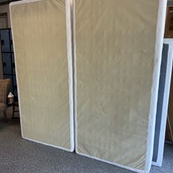 King size box springs