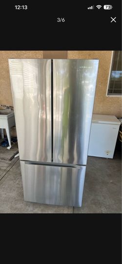 Selling french refrigerator, vendo refrigerador french