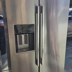 Whirlpool Refrigerator 