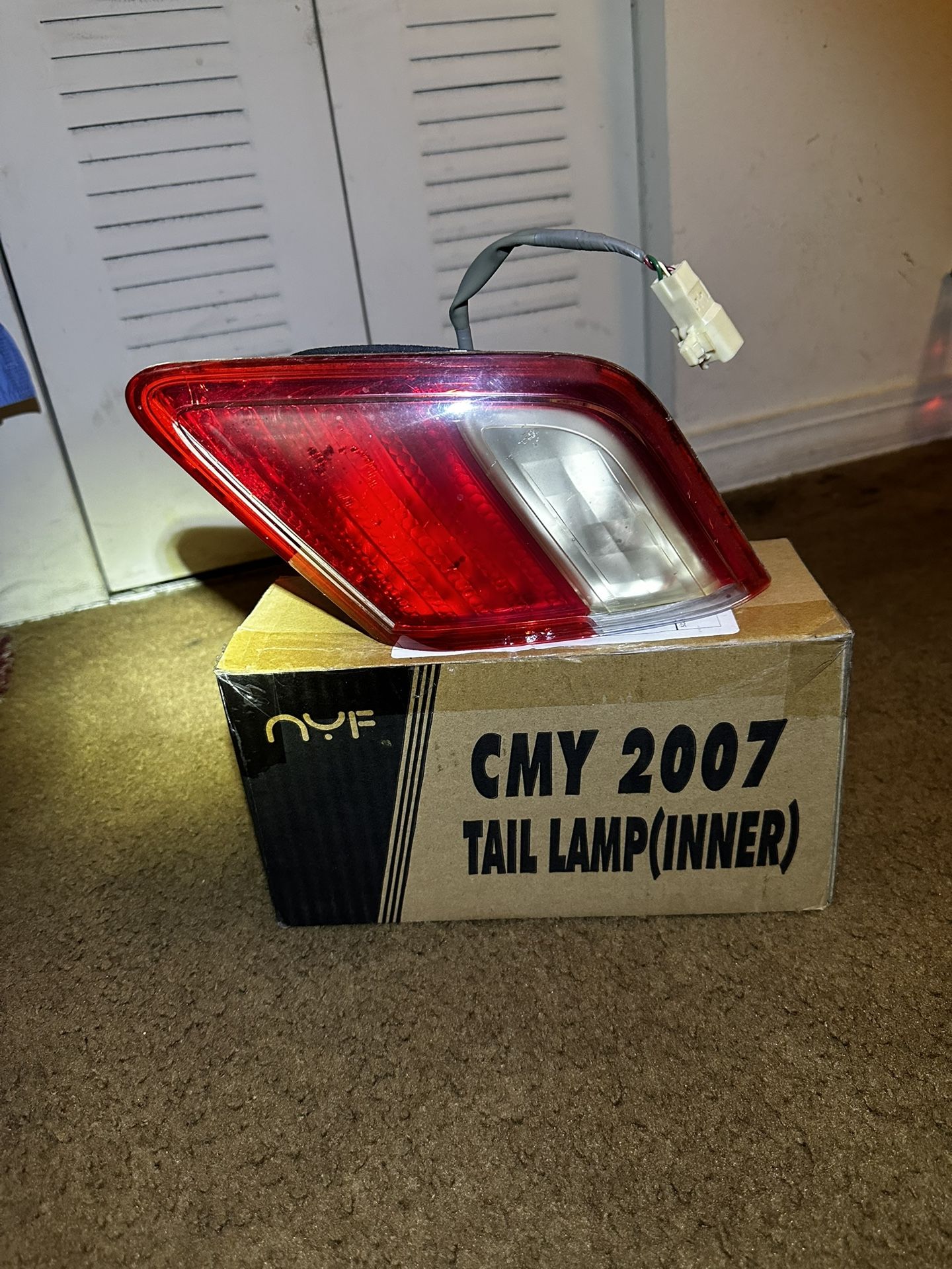 Toyota Camry Inner Right Tail Light